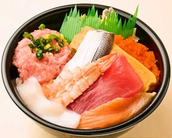 ねぎとろ/イカ/開きエビ/まぐろ/トロサーモン/こはだ/つぶっこ/厚焼き玉子