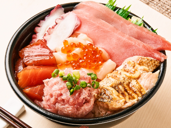 まぐろ/タコ/漬けまぐろ/ねぎとろ/炙りマヨハラス/生ホタテ/いくら