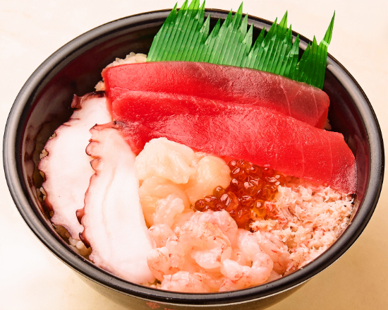 まぐろ/タコ/カニフレーク/生ホタテ/いくら/甘えび