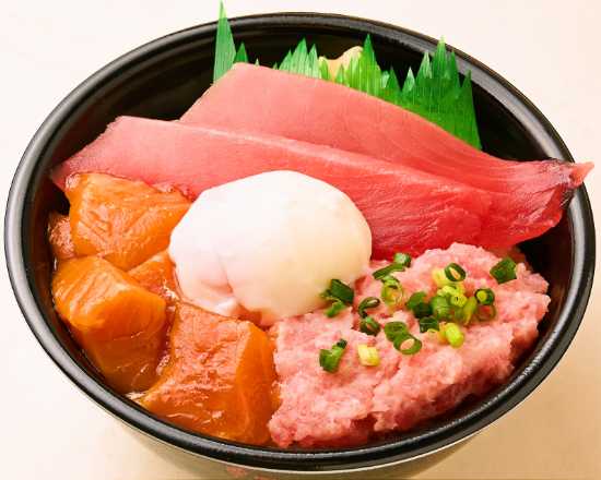 まぐろ/ねぎとろ/漬けサーモン/温玉